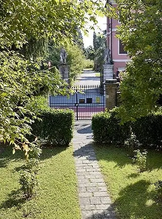 Moro Lin Design Ξενοδοχείο με διαμερίσματα 3*