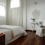 Moro Lin Design