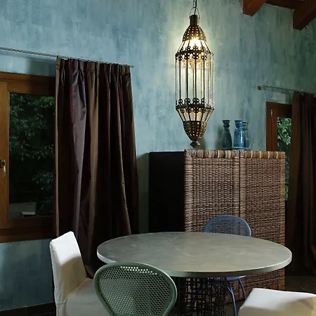 Moro Lin Design
