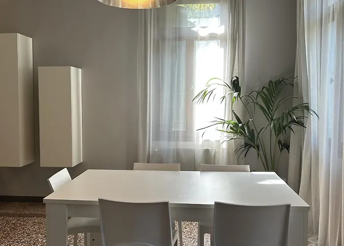 Moro Lin Design Apart Otel 4*