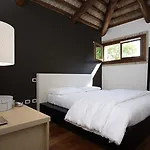 Moro Lin Design 4*