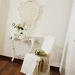 Moro Lin Design 4* Mestre