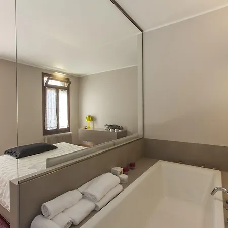 Moro Lin Design 4* Mestre