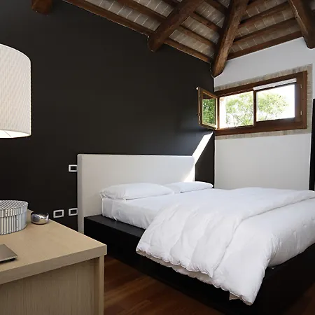 Moro Lin Design 4*
