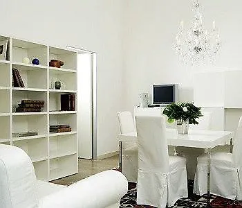 Moro Lin Design Aparthotel 3*