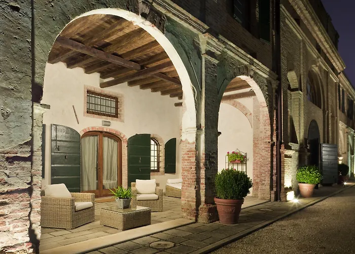 Moro Lin Design Апарт-отель 4*